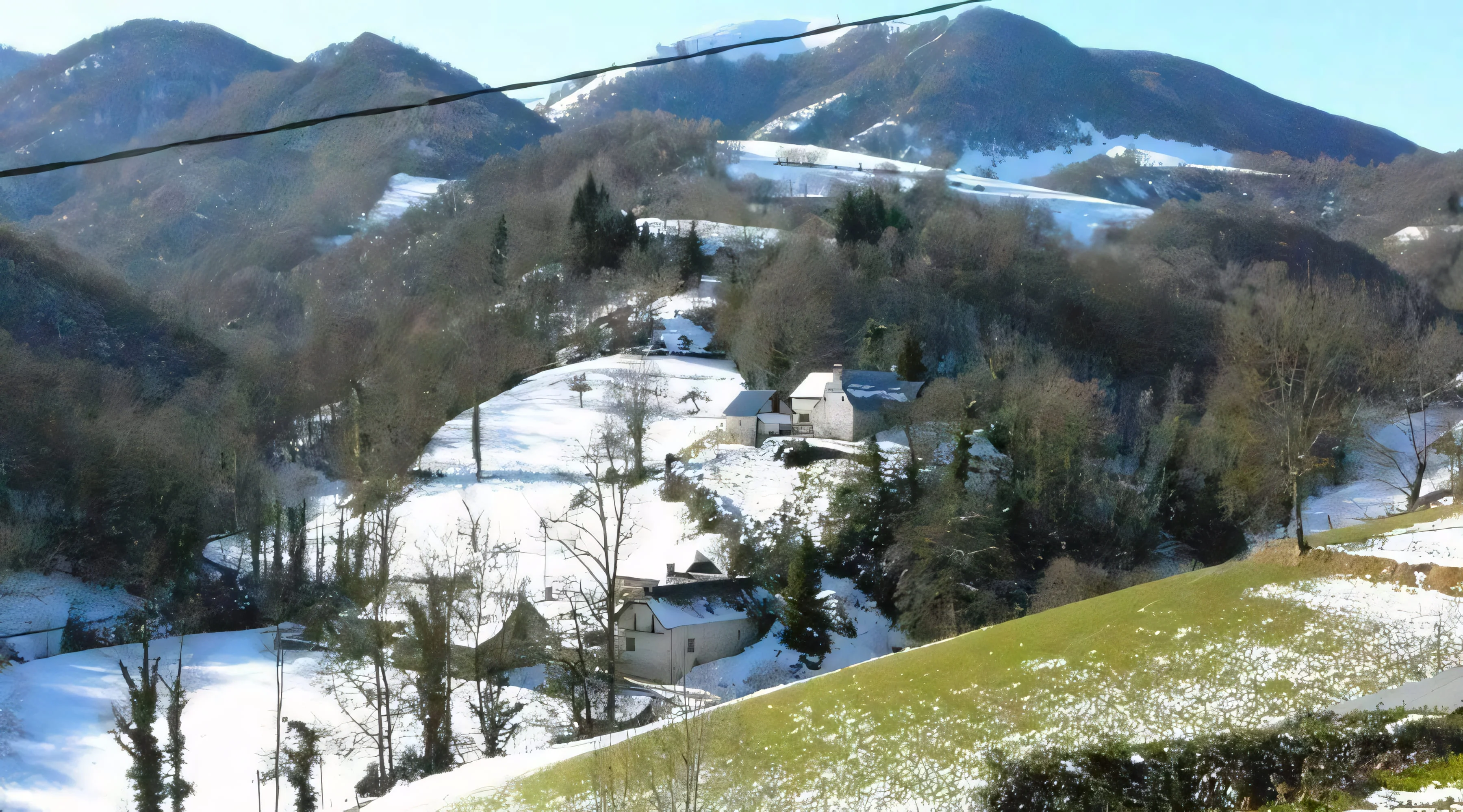 Alentours de la ferme enneigés